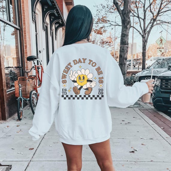 Sweet 16 Sweatshirt Sweet 16 Gifts for Girls 2009 Shirt 16th - Main Image