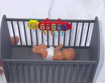 Miniaturowa zabawka edukacyjna do domku dla lalek Caterpillar