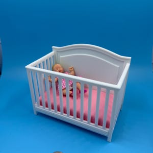 Elegant 1:12 Scale Miniature Crib for Dollhouse Nursery