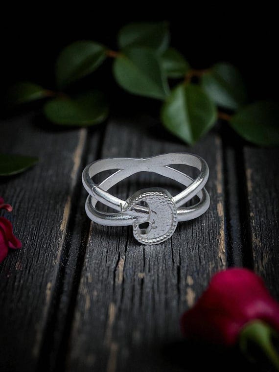 Sterling Silver Crescent Moon Ring: Minimalist Celestial Jewelry