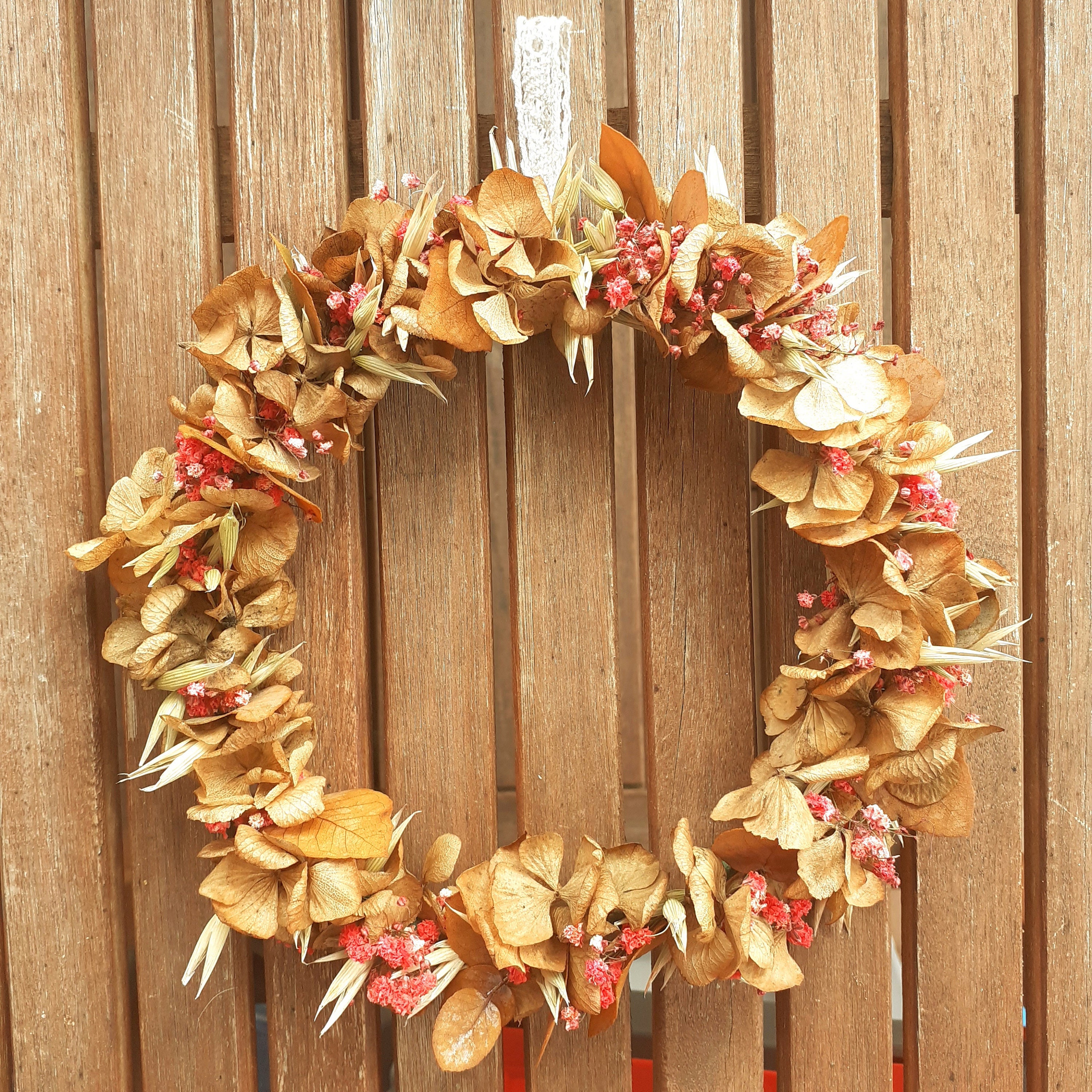 Couronne de Fleurs Séchées à Suspendre