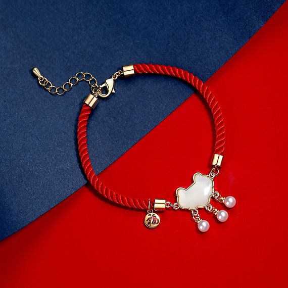 Red lucky charm bracelet online