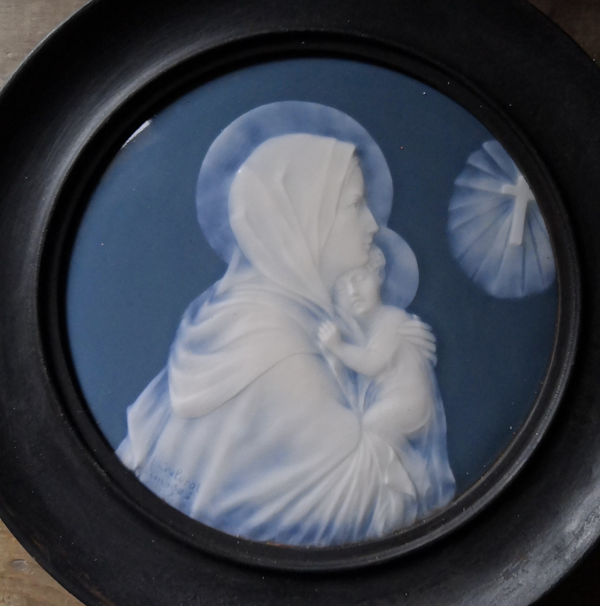 Antique Vierge marie