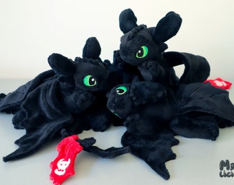Toothless / Night Fury Beanie Plush (38cm / 15") - with customizable Tail Fin - Made to Order