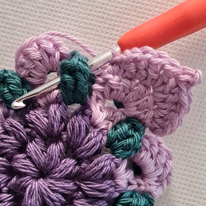 GRANNY SQUARE, CROCHET Square,Add a Pop Of Color To Your Crochet Projects With This Anemone Square Pattern image 5