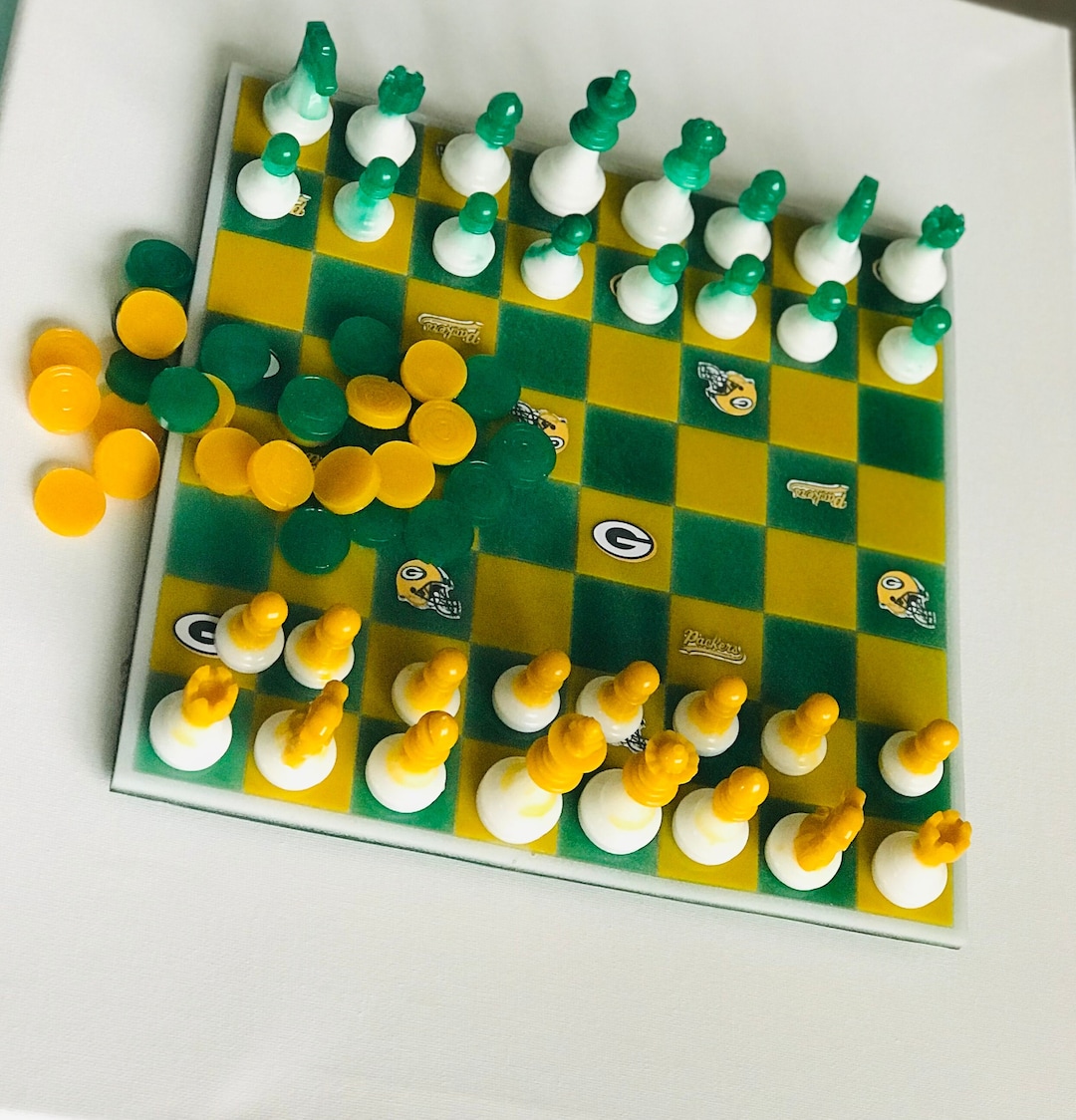 Green Bay Chessboard, Custom Team Chess Set, Customizable Gifts