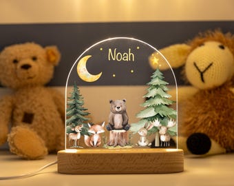 Personalisiertes LED Nachtlicht Waldtiere mit Name, Kinderzimmer Lampe aus Acryl, Nachtlicht Babyzimmer, Geschenk zur Geburt