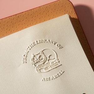Concevez votre propre logo personnalisé, timbre en relief personnalisé, timbre de livre, timbre de livre de livres et de chats, timbre de bibliothèque, invitation d'enveloppe en relief