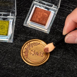 Disponible en polvo colorante de cera de 6 colores, polvo colorante de sello de cera, tintes de etiquetas de cera, sello de cera, sello de cera derretido, herramienta de sello de cera, sello de cera