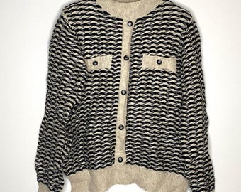 Vintage Chanel beige sweater longsleeves
