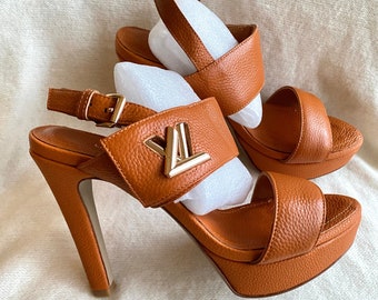 Classic Louis Vuitton brown high-heel