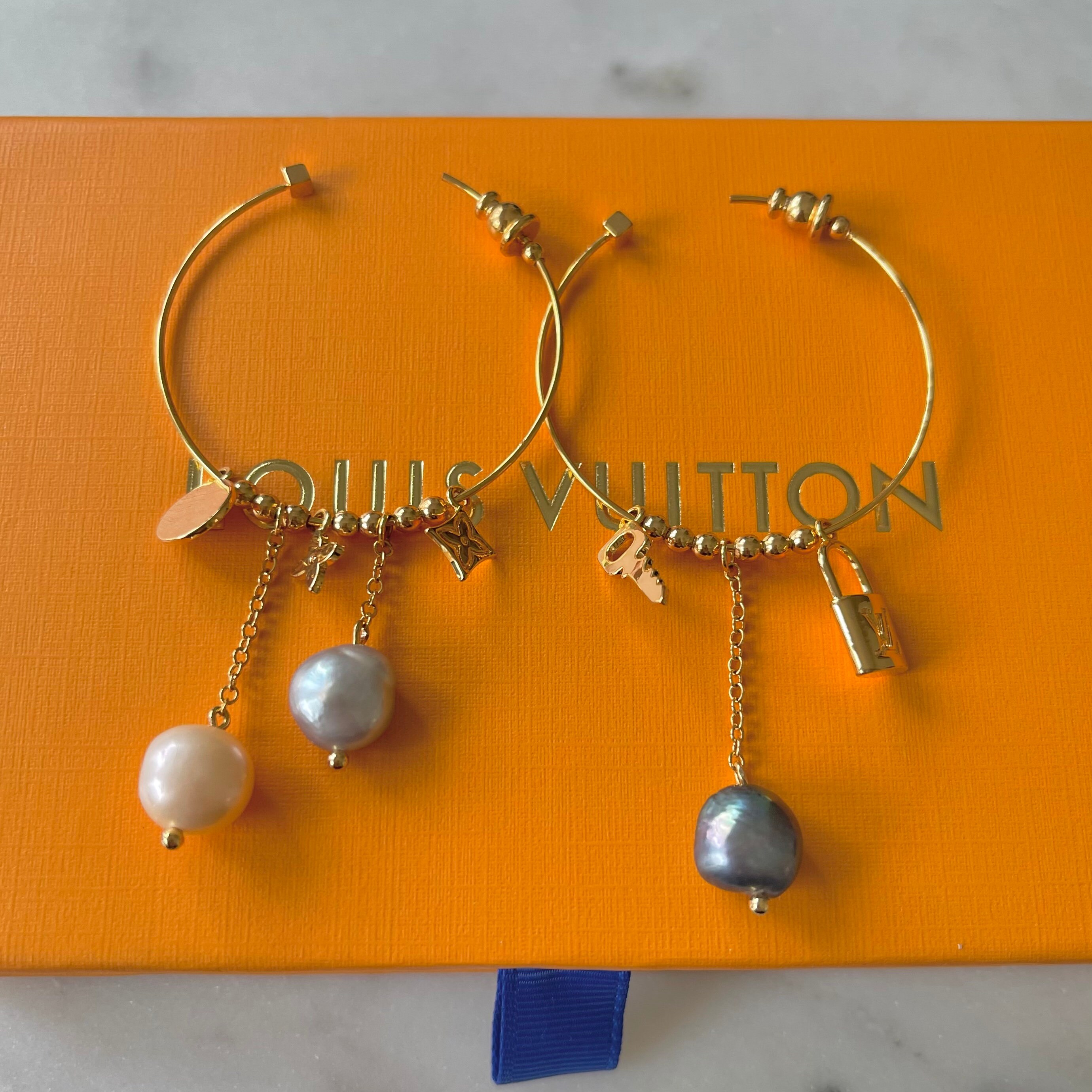 Louis Vuitton Louise PM Hoop Earrings - Silver-Tone Metal Hoop