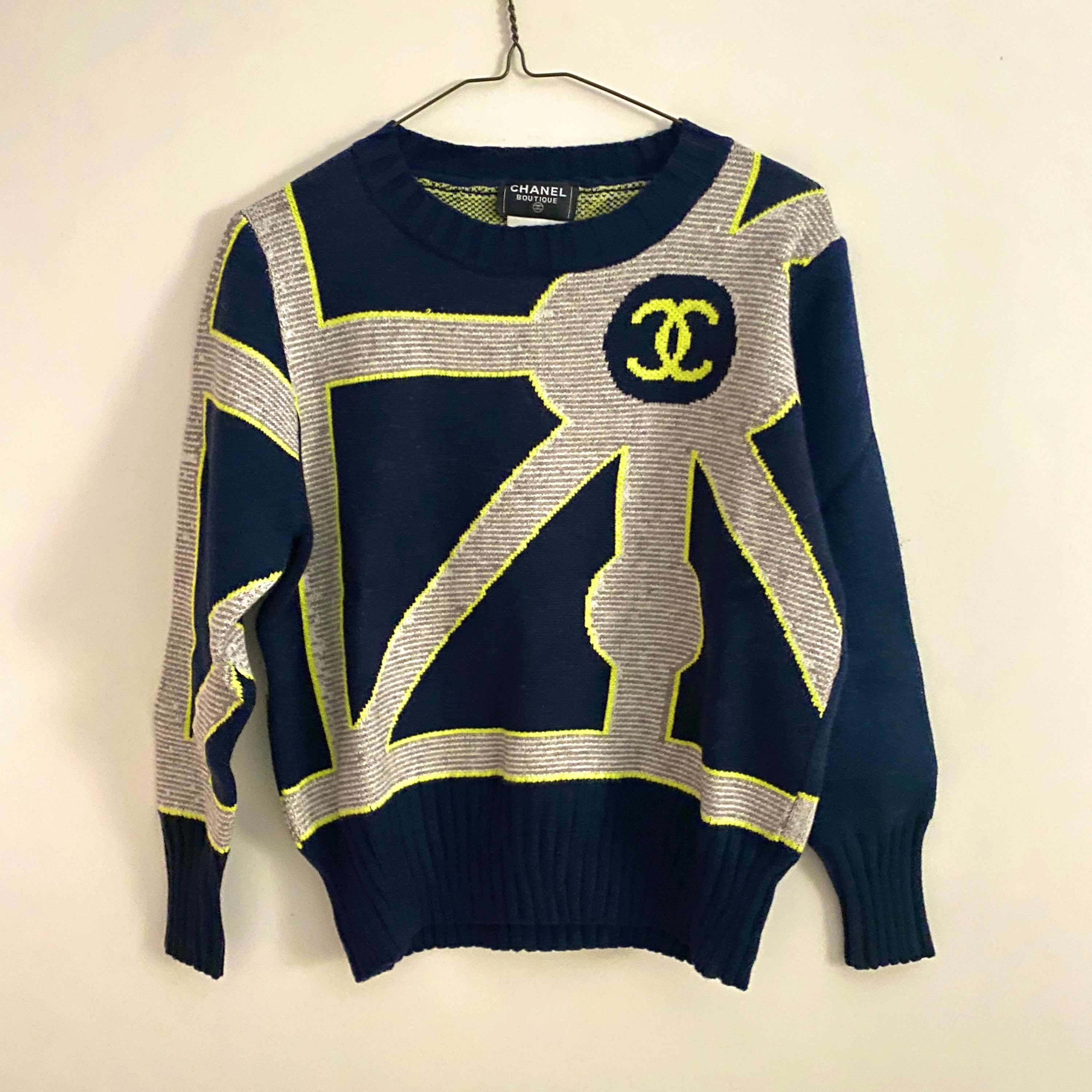 Chanel Pullover 