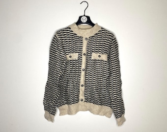 Vintage Chanel beige sweater longsleeves