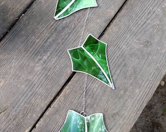 Ivy stained glass wall hanging suncatcher chain