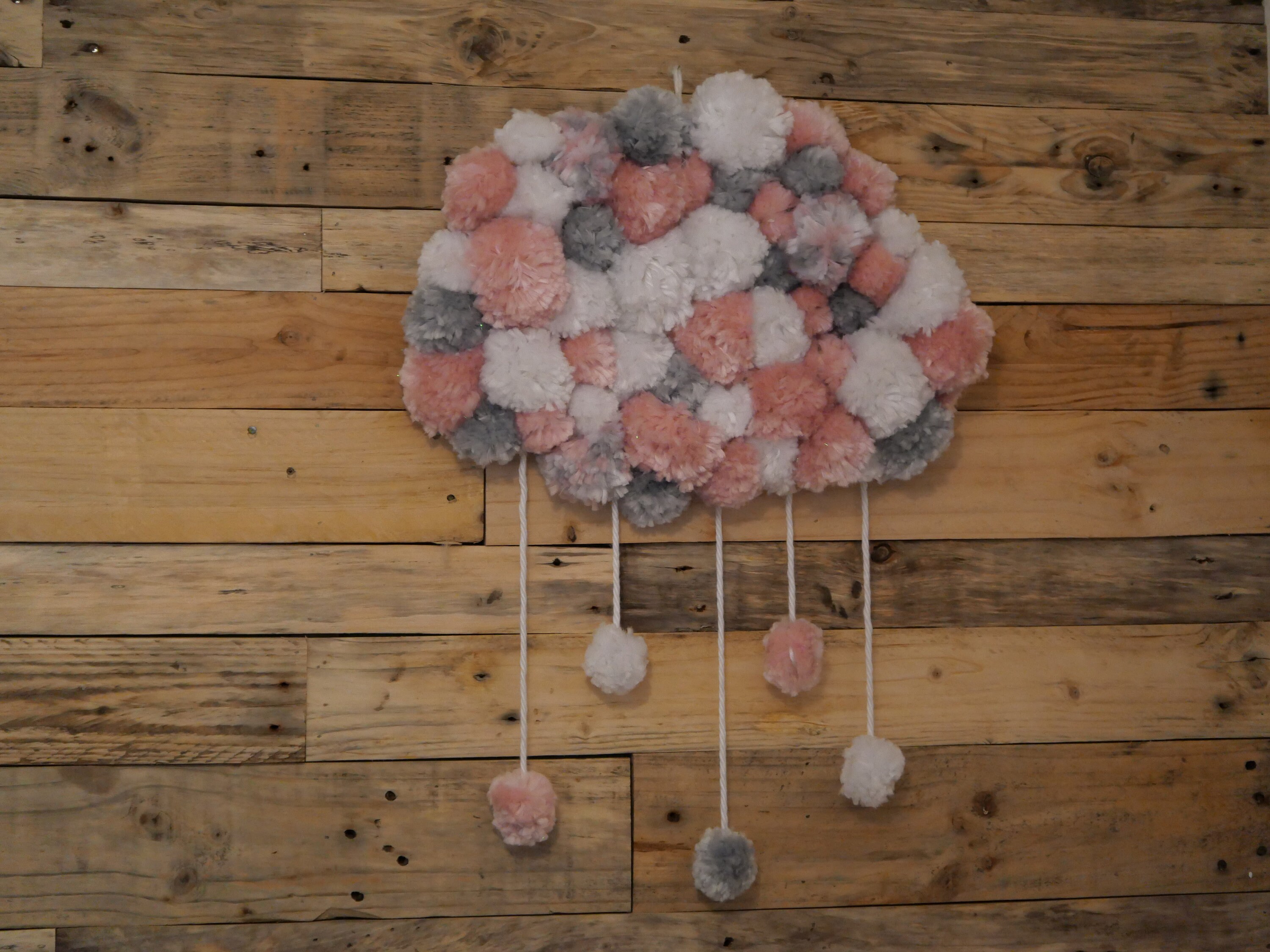 Grand Nuage de Pompons