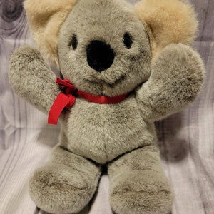 VINTAGE 1988 DAKIN KOALA  14”