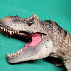 Version 2 HC T Rex Eyes