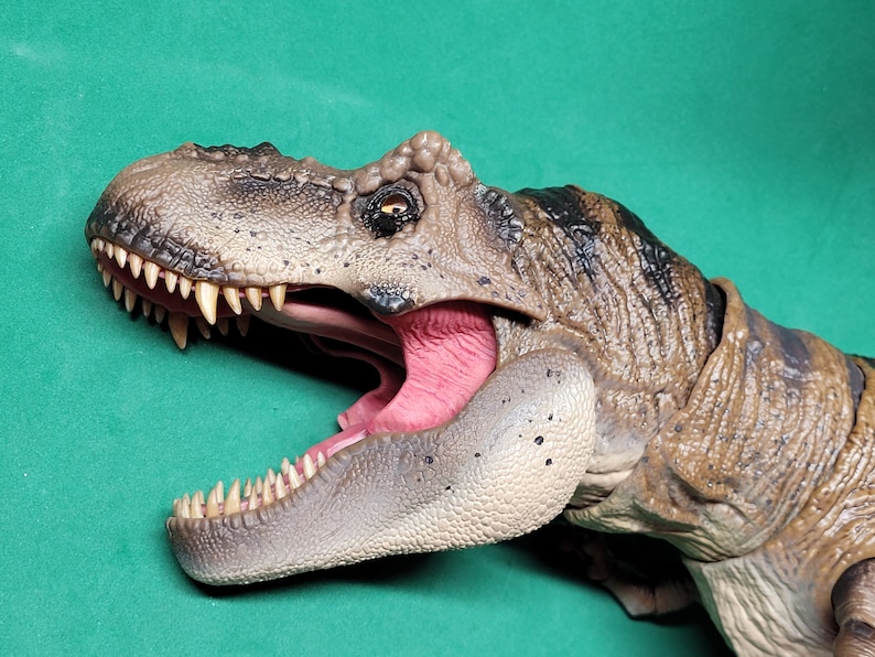 V2 Replacement Eyes for Hammond Collection T Rex (FIGURE NOT INCLUDED) image 1