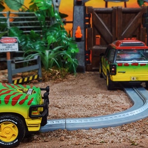 B kit Tracks for Jurassic Park Tour Vehicle (Explorer) /18th scale