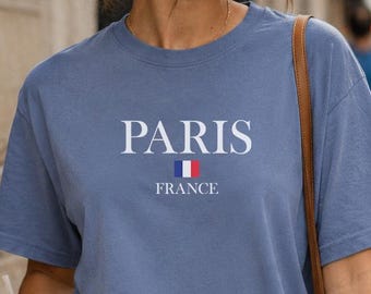 Camiseta minimalista de París, Francia, camiseta con la bandera francesa en colores cómodos, estilo viajero europeo.