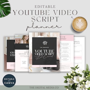 Peut inclure: Plusieurs planificateurs de scripts vidéo YouTube imprimables avec un design noir et rose. La couverture indique "The Complete YouTube Video Script Planner". L'image comprend une tasse de café et des fleurs.