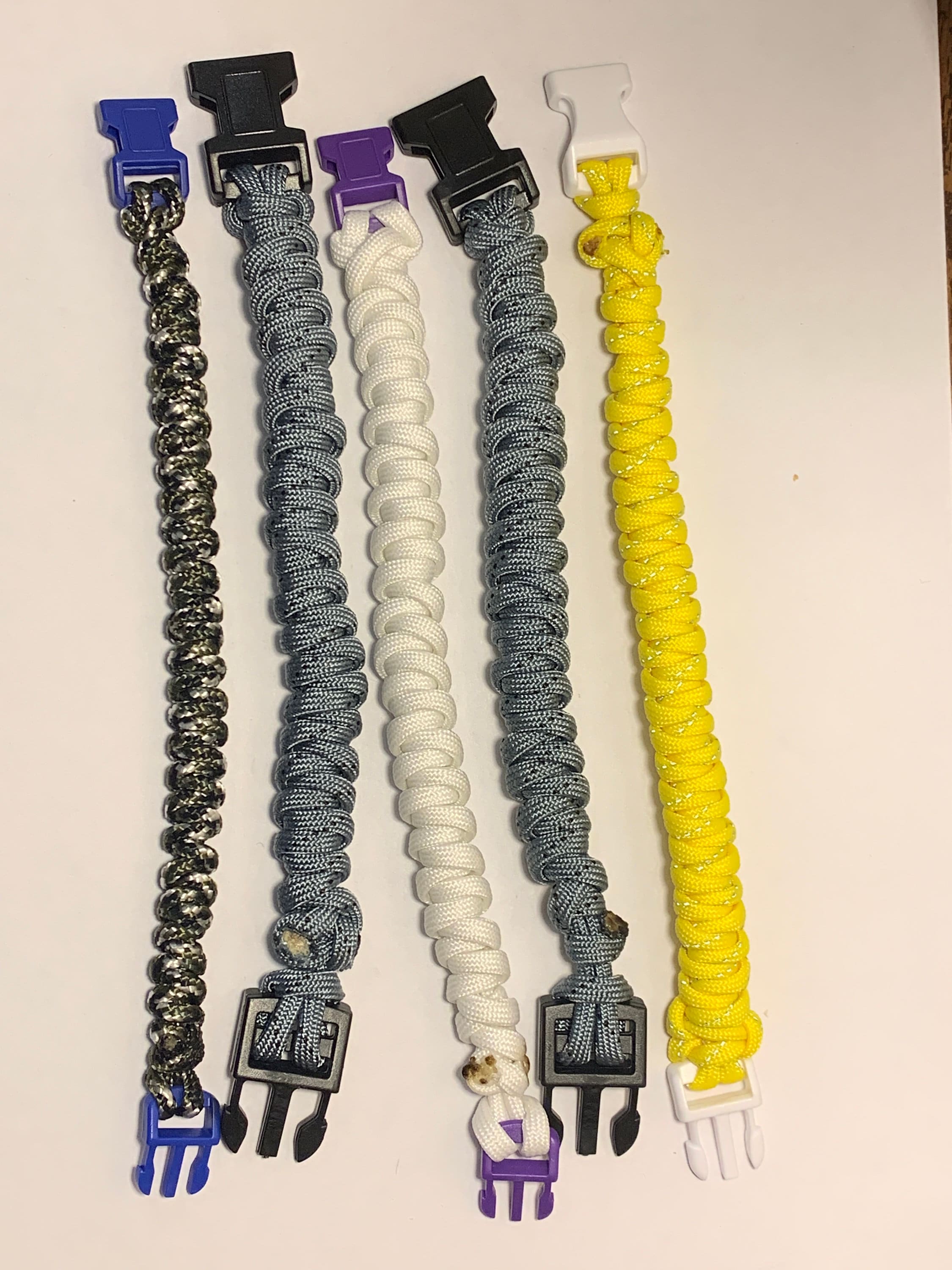 Corkscrew paracord bracelet no buckle sale