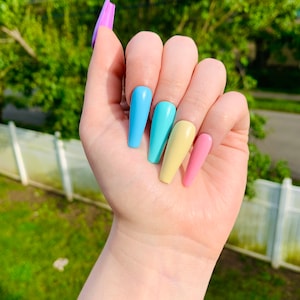 Rainbow Snocone Nails
