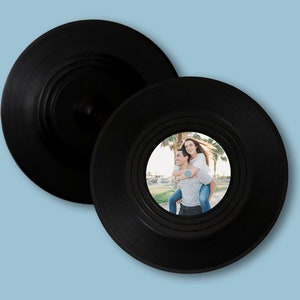 HINZUFÜGEN SIE IHR FOTO Vinyl-Schallplatten-Untersetzer-Set | Personalisierte Hochzeit Untersetzer-Set | Schiffe schnell | &#39;Rekord Getränk Untersetzer | Hochzeit Untersetzer