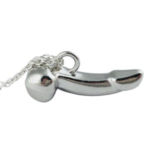 Butt plug necklace