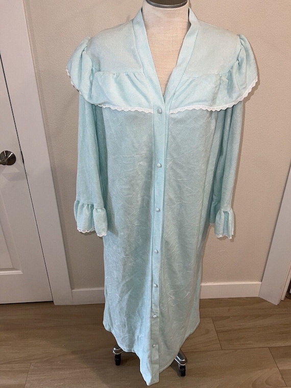VTG Vandemere Housecoat Med Long Robe Nightgown F… - image 1