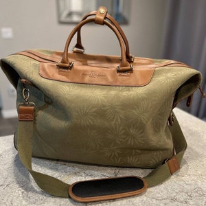 Tommy bahama briefcase deals