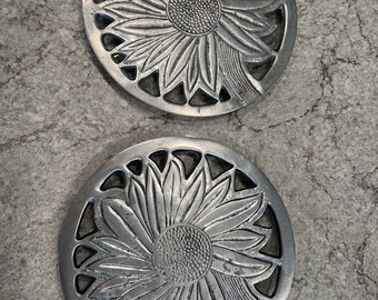 2 Vintage Sunflower 8" Aluminum Skillet Trivets Made In India