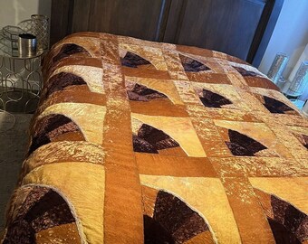 Rare VTG 1970s MCM Orange Brown Crushed Velvet KING Quilt Bedspread Blanket