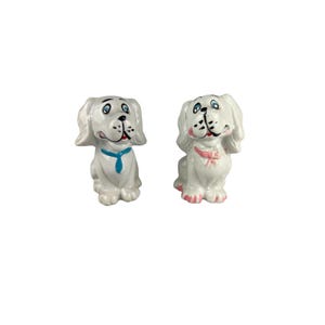 Vintage 80&#39;s Ceramic Dog Salt and Pepper Shakers Set With Pink and Blue Collars Made in Japan