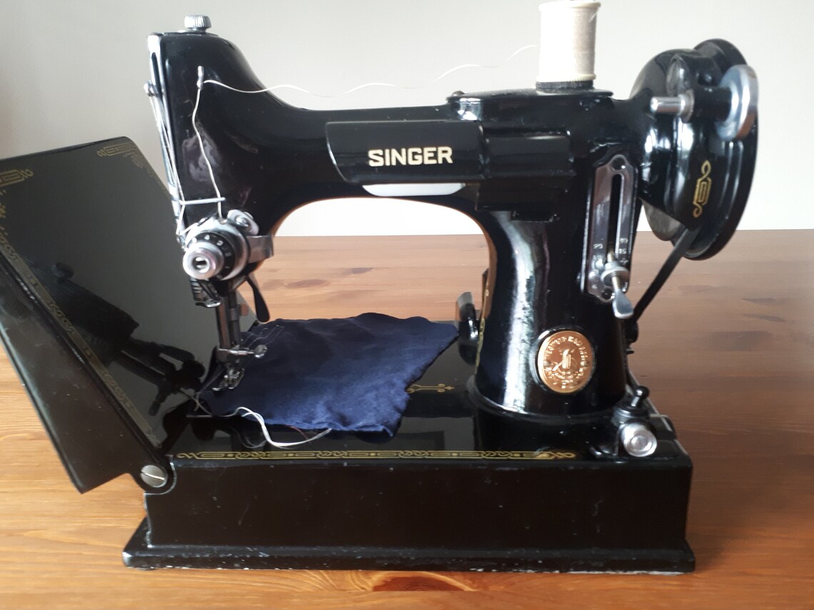 Vintage Singer Featherweight 1949 Sewing Machine Etsy Canada