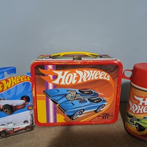 Vintage HOT WHEELS Plastic Lunch Box 2000 Mattel Blue Car THERMOS