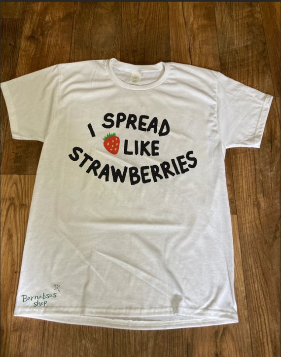 Fiona Apple I Spread Like Strawberries Printed Shirt, Funny birthday, Fan Gifts, Made In US, Short Sleeve Tee