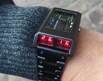 Vintage Watch AVOCET Vertech Alpine Ski Altimeter Thermometer