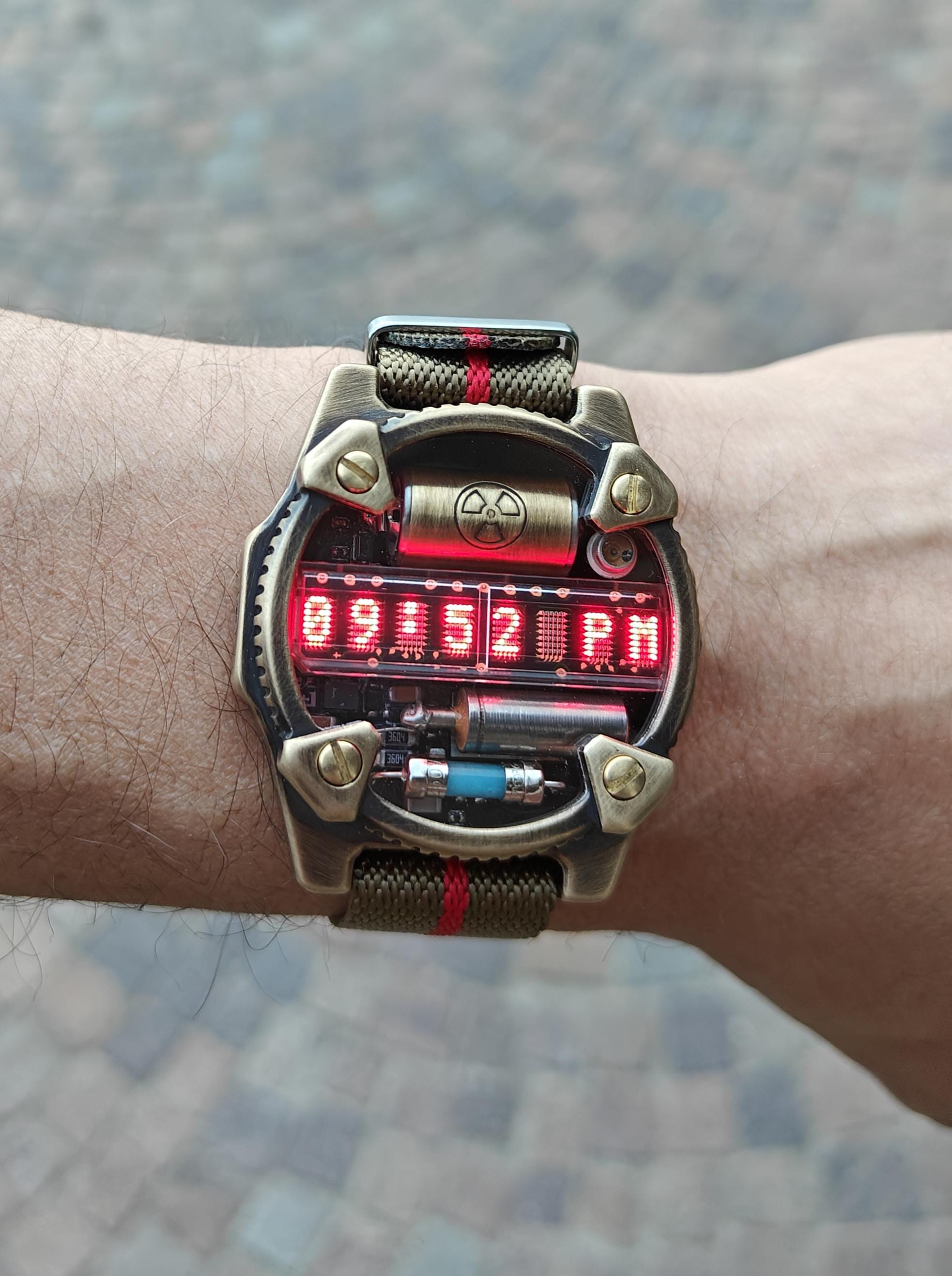Nixie watch metro - Etsy 日本