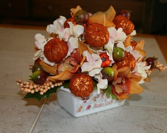 Thanksgiving Holiday Table Floral Arrangement in Fall Autumn Colors for Fall or Autumn