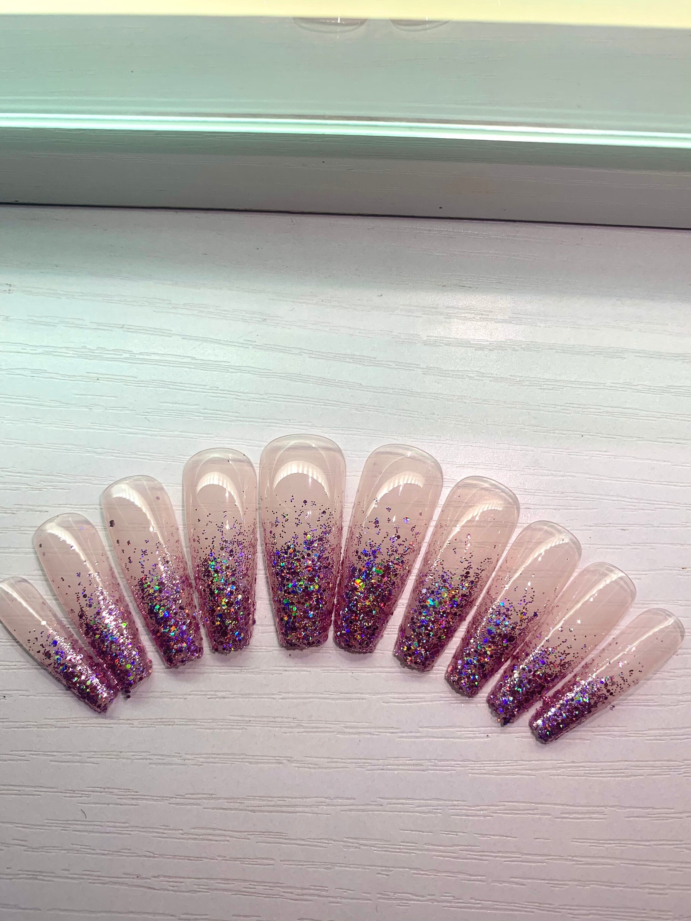 Buy Confetti Coffin Shape Glitter Press on Nail Set 24 Pc With Online in  India - Etsy