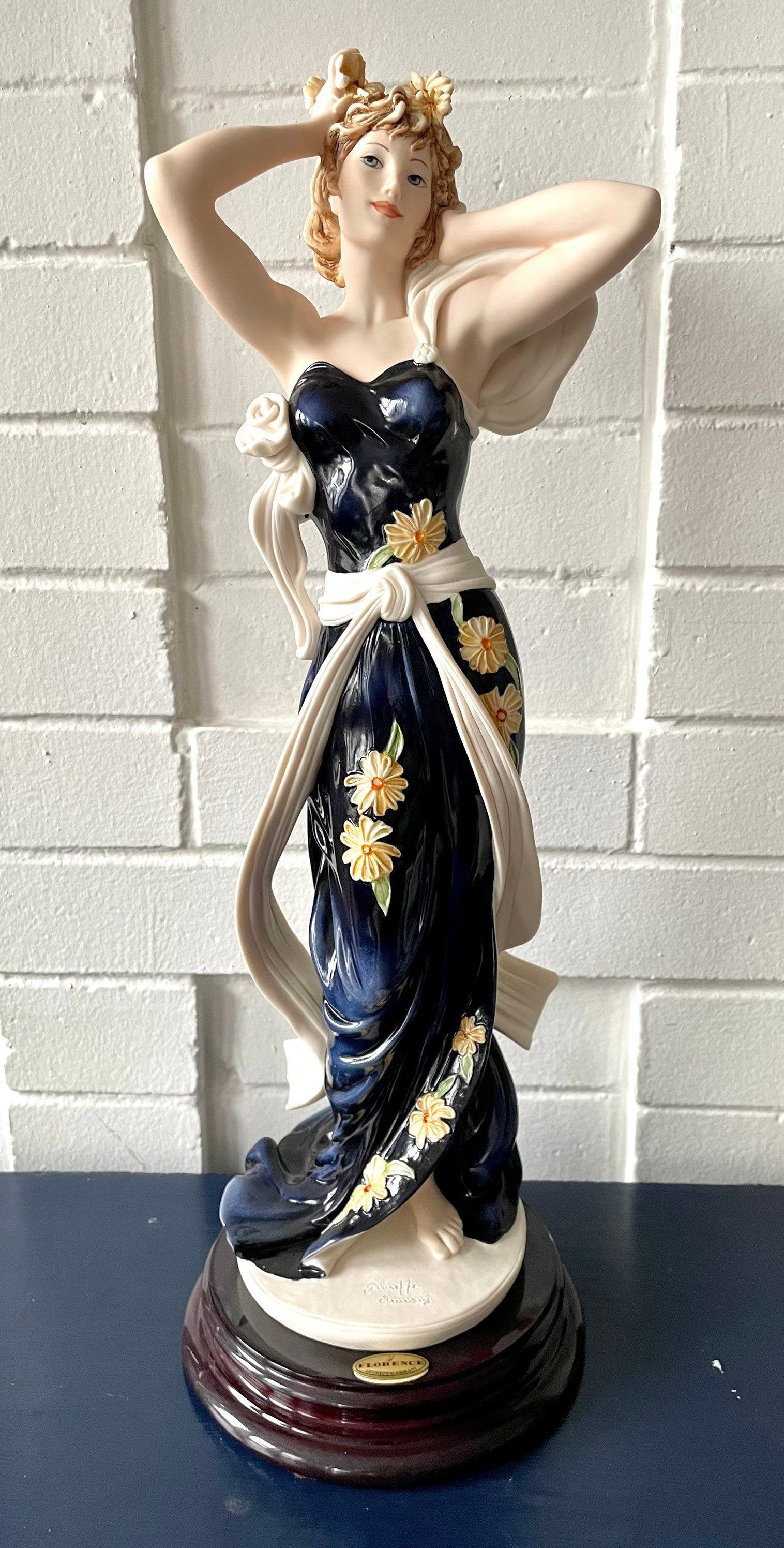Giuseppe Armani Figurine “spring Daisy” Limited Edition Signed by