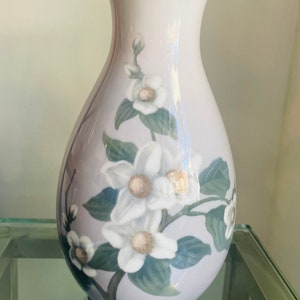 Bing & Grondahl Denmark Porcelain Vase 10 1/2&quot; Floral