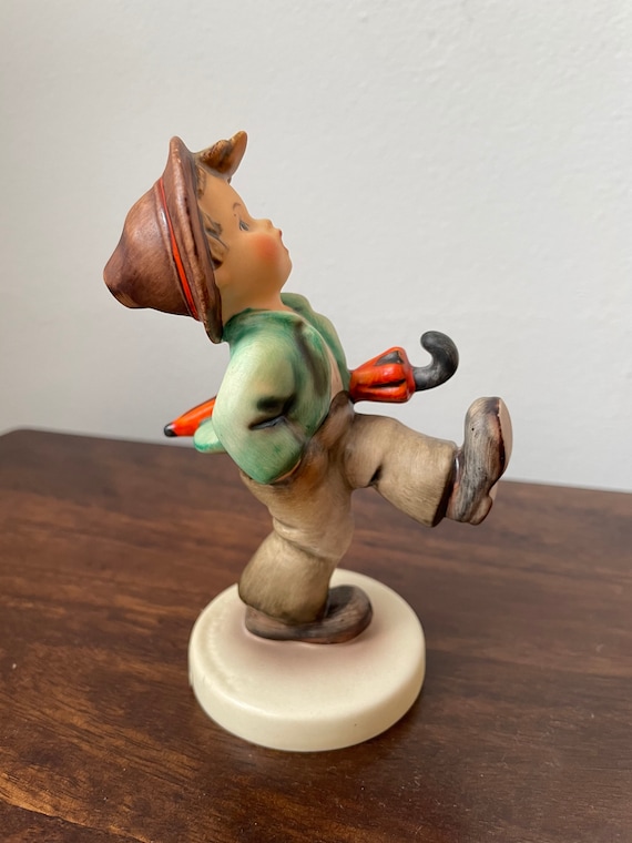Goebel Hummel Happy Traveler Boy Umbrella 109 Figurine - Etsy Denmark