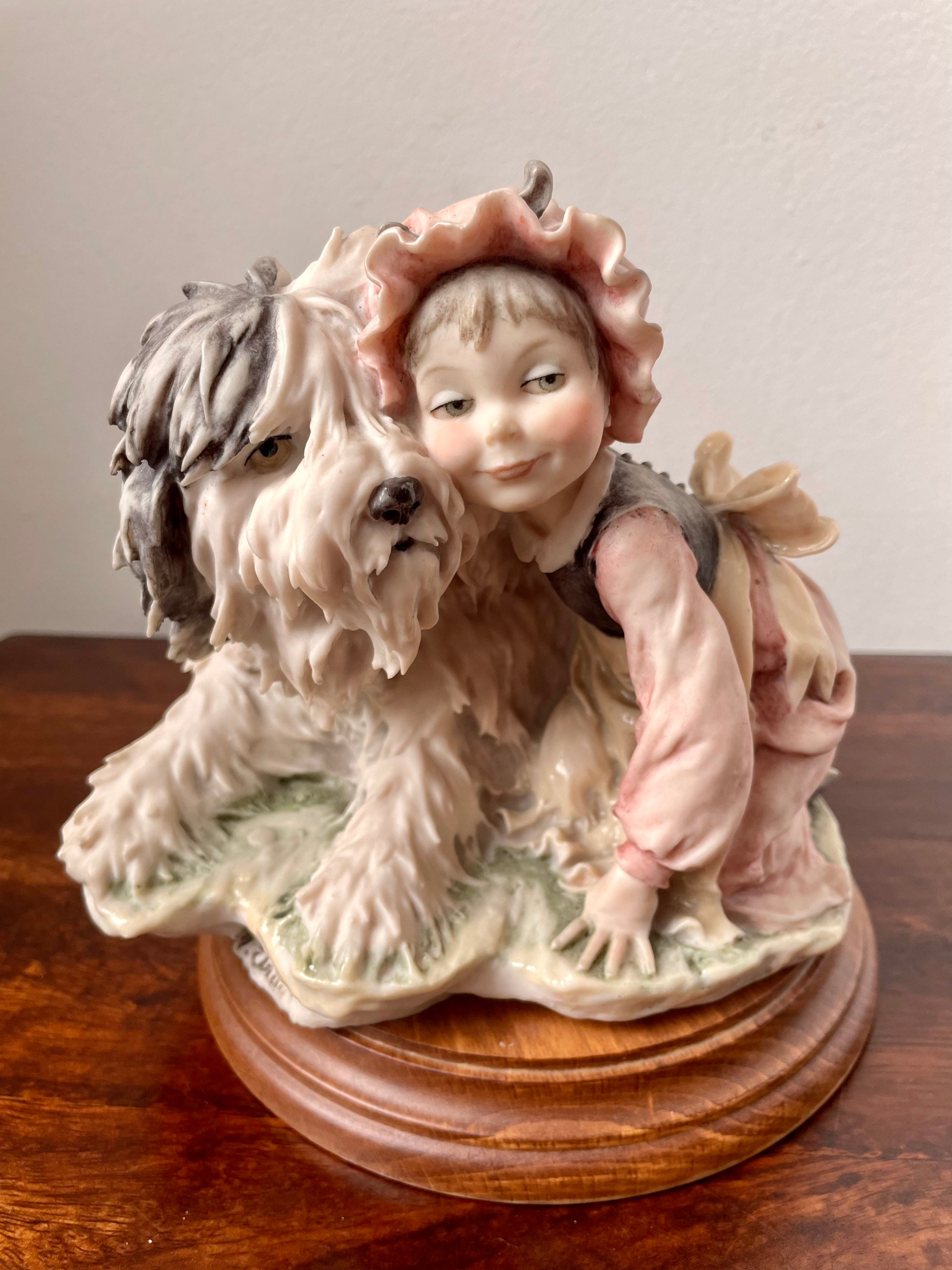Giuseppe Armani “girl With Sheep Dog” Figurine Florence 1982 Giuseppe Armani “girl With Sheep Dog” Figurine Florence 1982