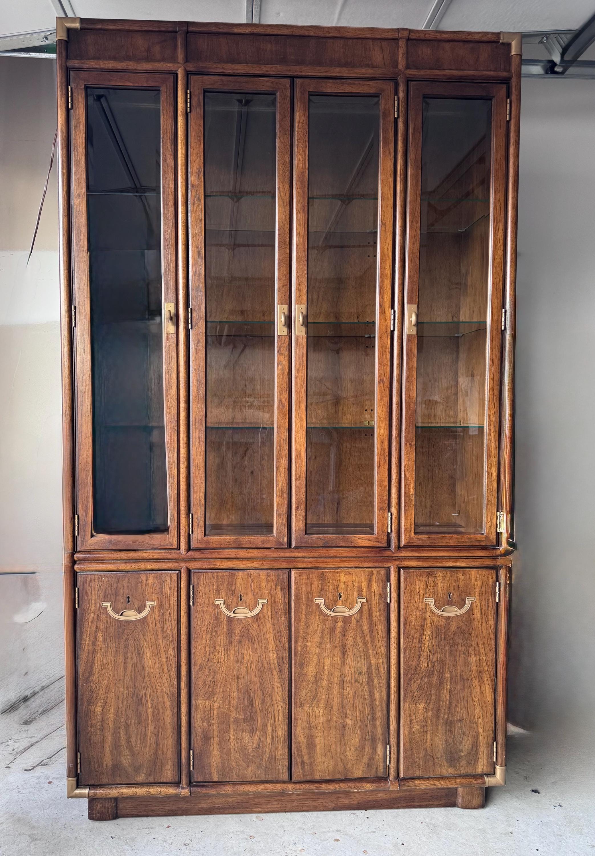 Drexel Heritage Display Cabinet - Etsy