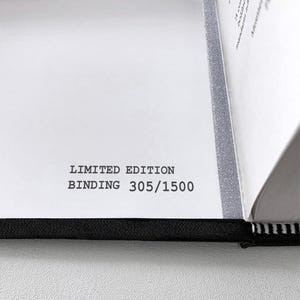 Silmarillion av J R R Tolkien Läderinbunden Inbunden Bok - Lyxutgåva - Gotisk Bindning (Arvsgåva) bild 3