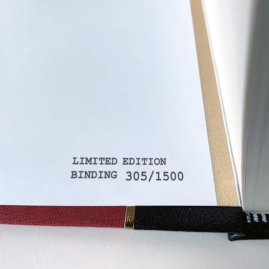 シャーロットのおくりもの英語版　ハードカバー シャーロットのおくりもの（革装）ハードカバー本、E B ホワイト