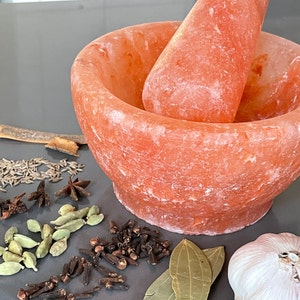 Salt Mortar & Pestle Set | Herb/Spice Grinder and Crusher | Natural Mixing Bowl | Kitchen Utensils | Unique Gift Ideas for Cooks